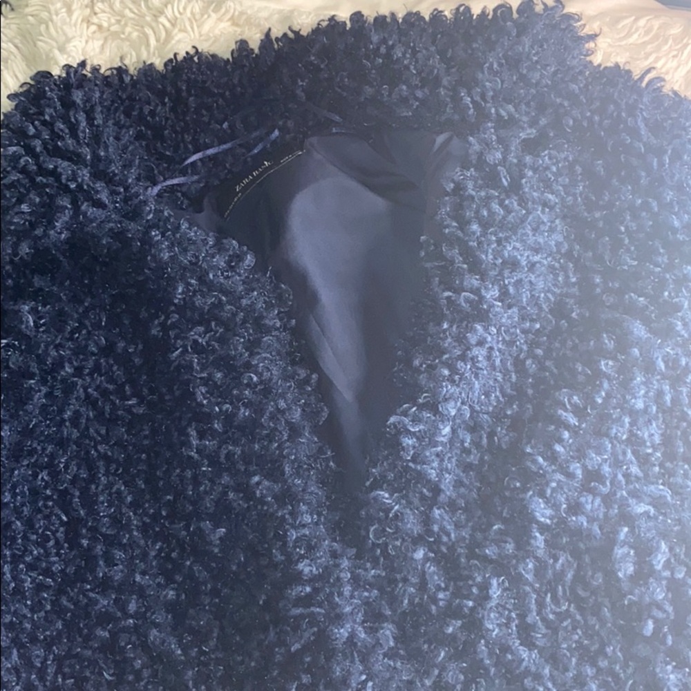 Fuzzy coat size M